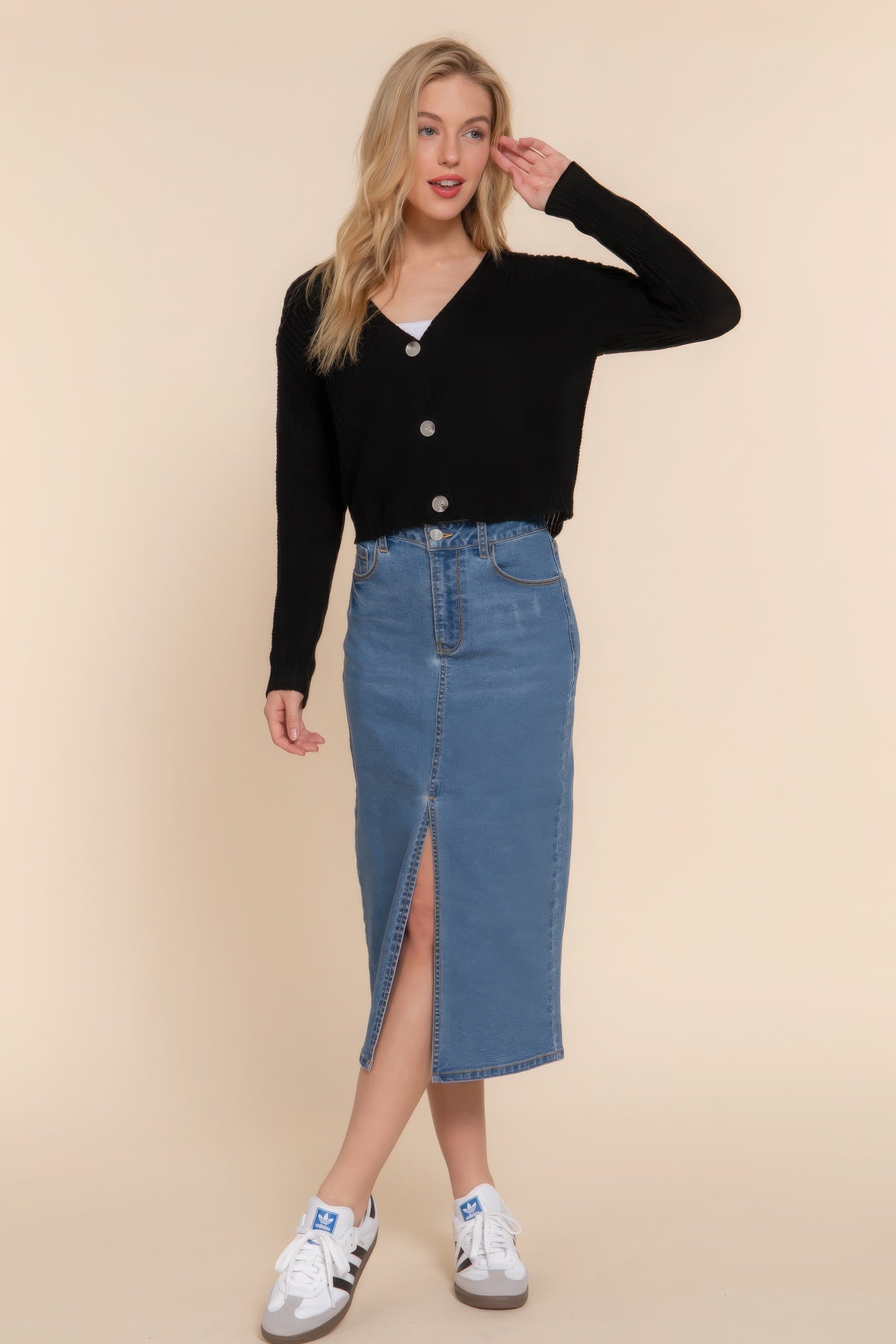 Long Sleeve V-Neck Cardigan